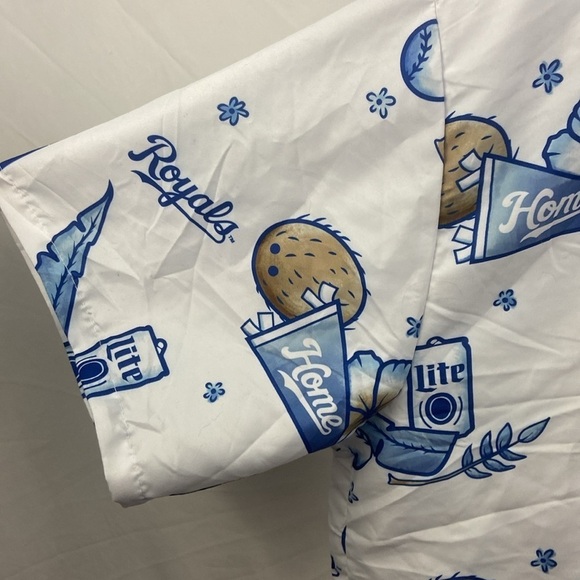 Kansas City Royals Hawaiian Button Up Short Sleeve Shirt Size XL Miller Lite - Picture 5 of 8